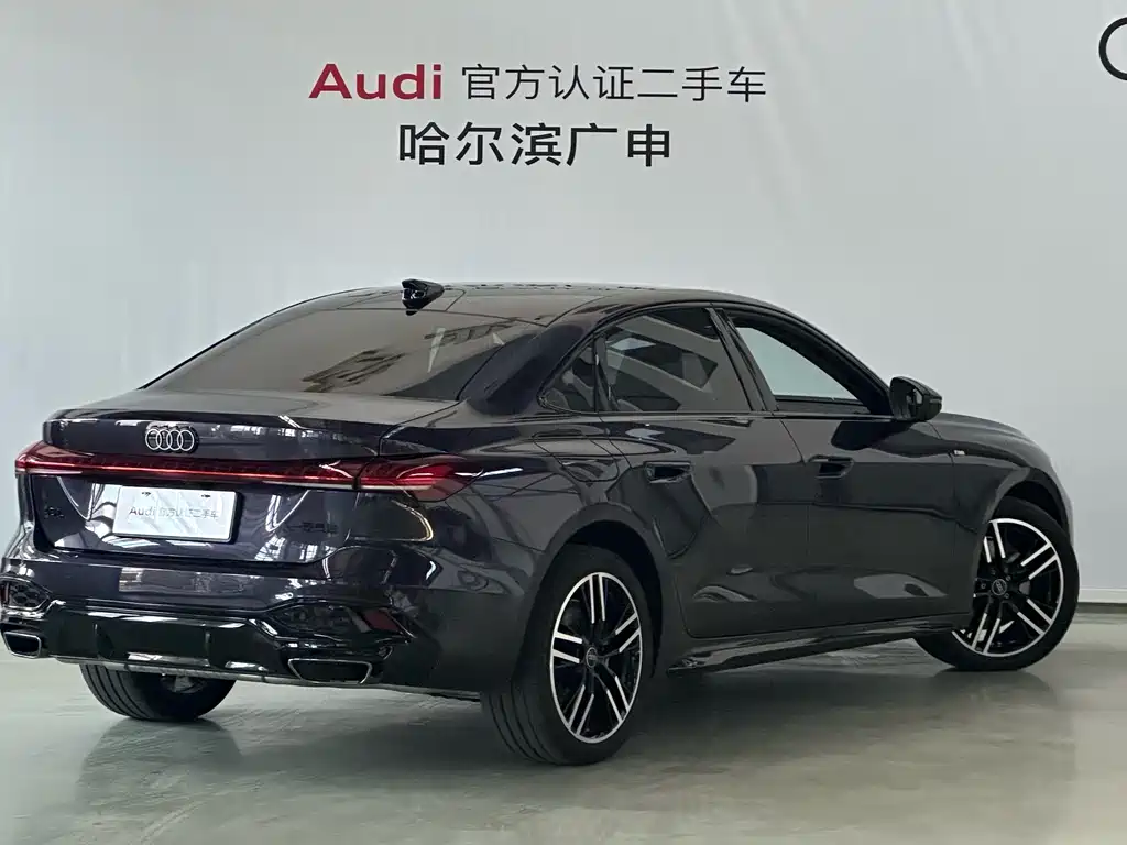 Audi A5L — фото 2
