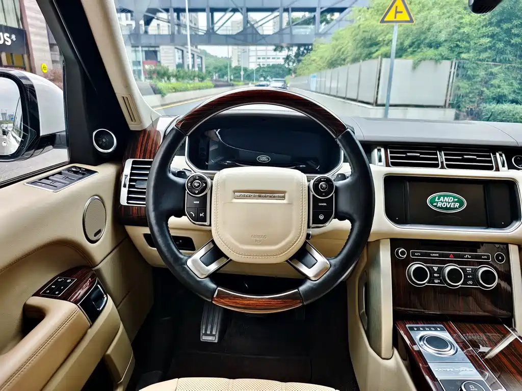 Land Rover Range Rover 2014 — фото 22