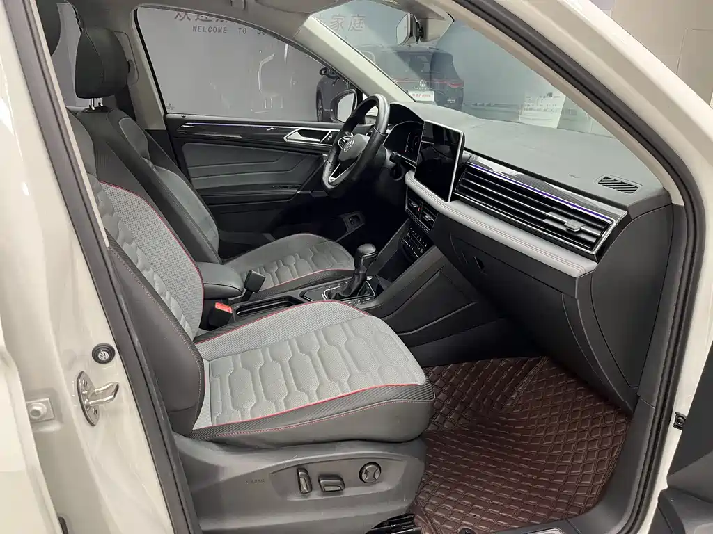 Volkswagen Tiguan L PHEV 2022 — фото 16