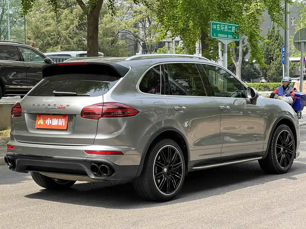 Porsche Cayenne 2015 — фото 25