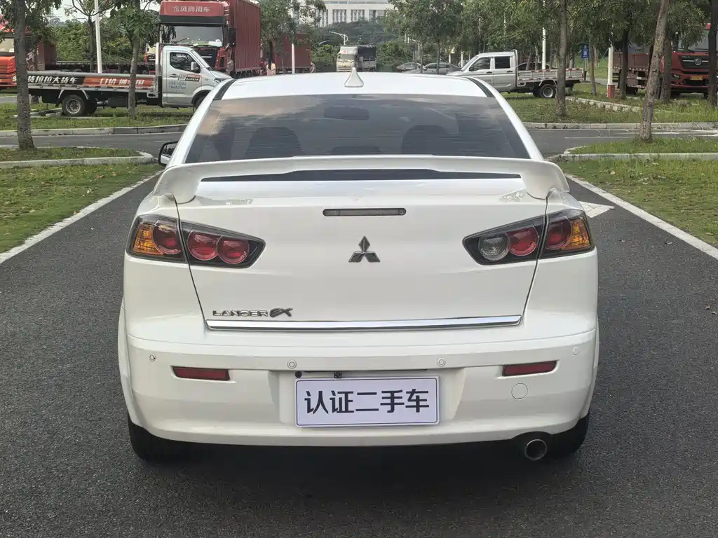 Mitsubishi Lancer EX 2012 — фото 25