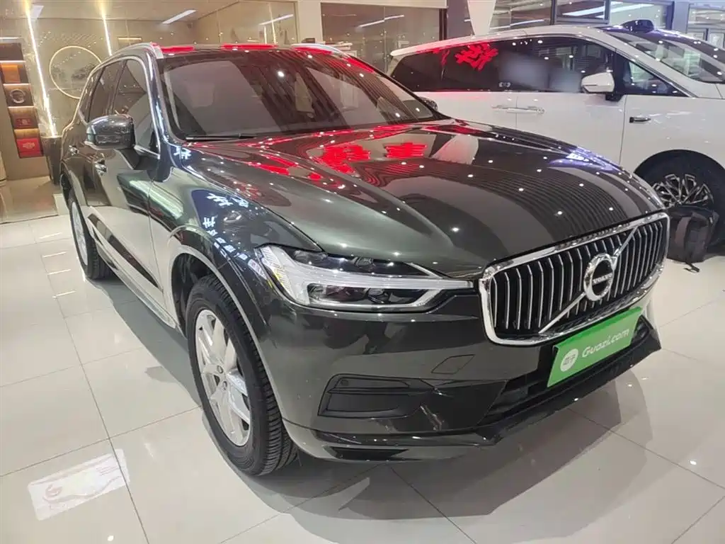 Volvo XC60 2019 — фото 4