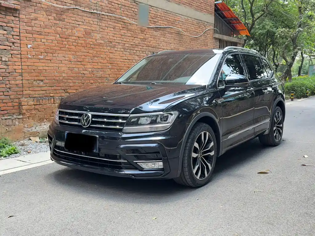 Volkswagen Tiguan L 2021 — фото 3