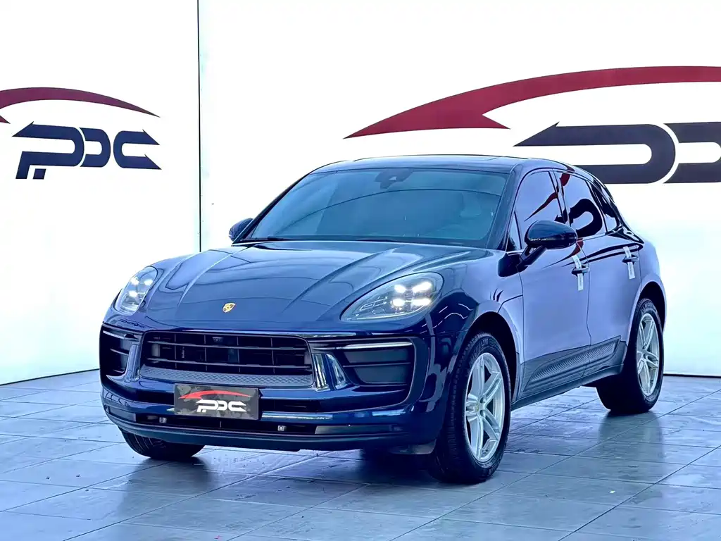 Porsche Macan 2022 — фото 1