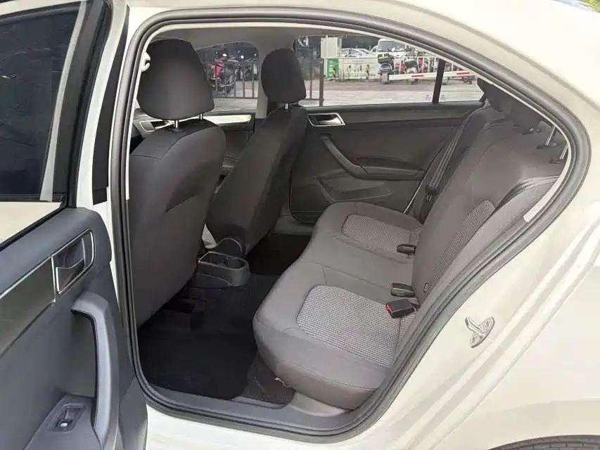 Volkswagen Santana 2023