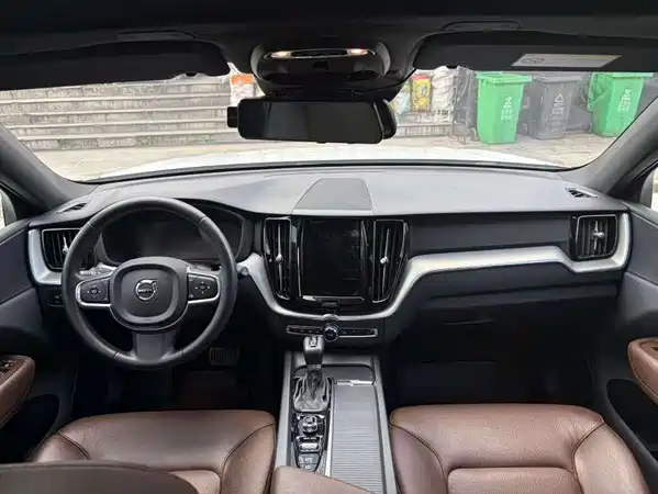 Volvo XC60 2020
