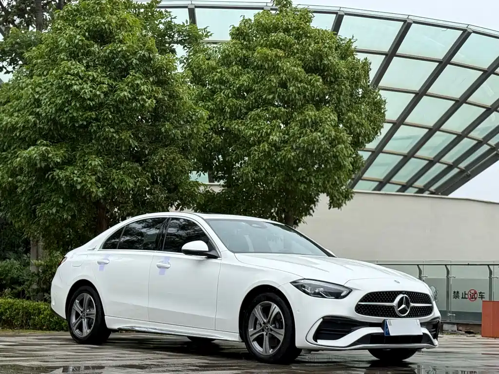 Mercedes-Benz C-Class 2022 — фото 3