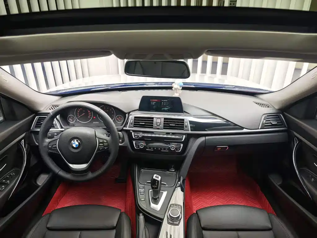 BMW 3 Series GT 2019 — фото 6