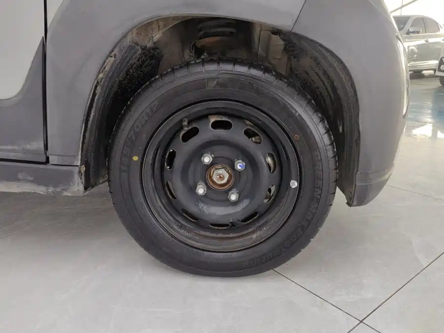 Baojun E100 2019