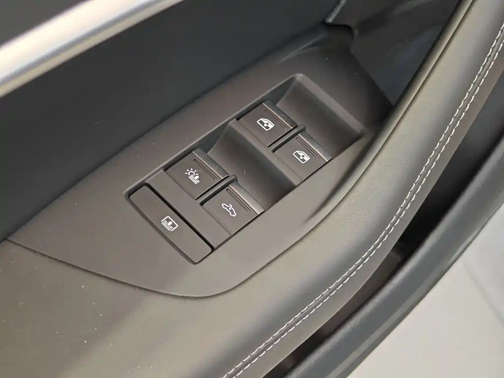 Audi A6L 2021 — фото 23