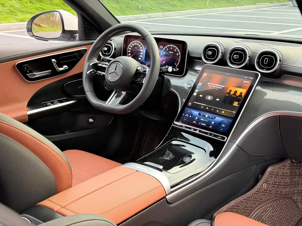 Mercedes-Benz C-Class 2022 — фото 10