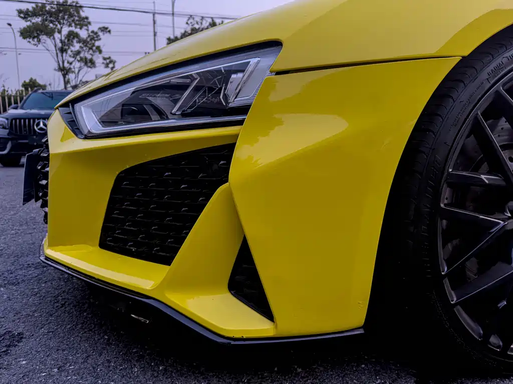 Audi R8 2020 — фото 11