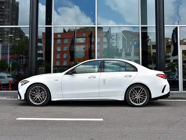 Mercedes-Benz C-Class AMG 2025