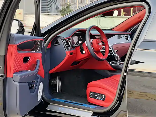 Bentley Flying Spur 2022