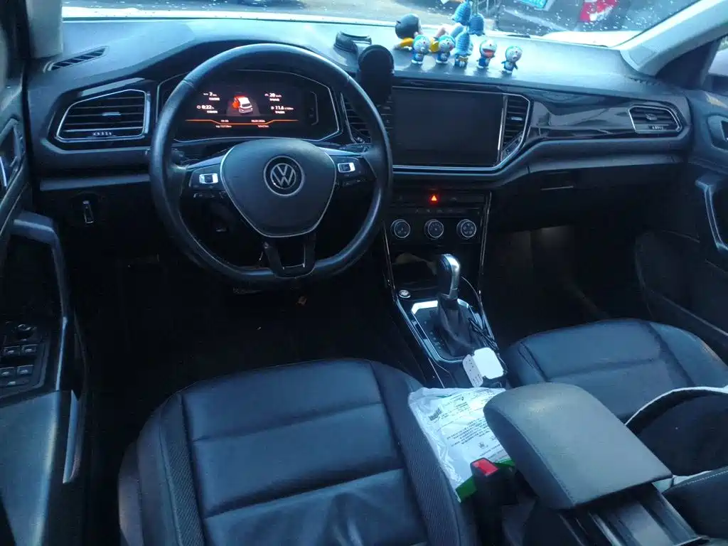 Volkswagen T-Roc 2022 — фото 13