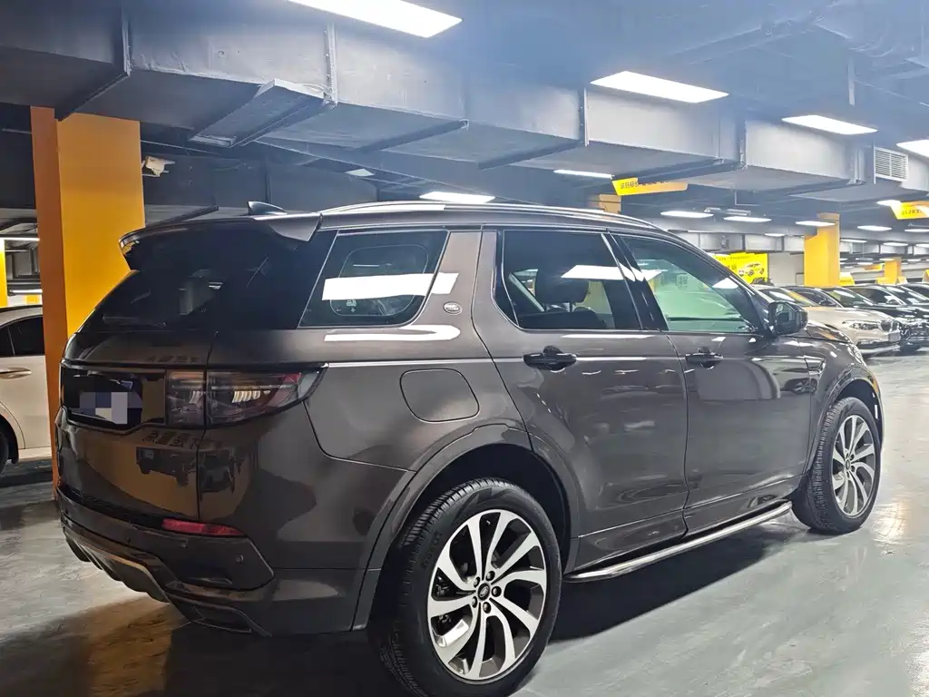 Land Rover Discovery Sport 2022 — фото 9