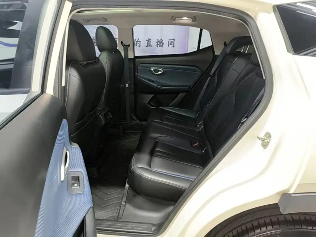 GAC Motor Trumpchi GS3 2023 — фото 17