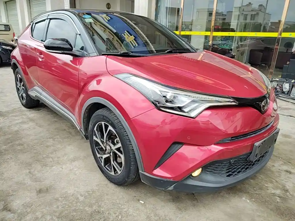 Toyota C-HR 2018 — фото 4