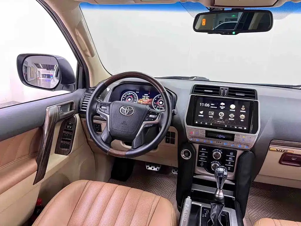 Toyota Prado 2017 — фото 14