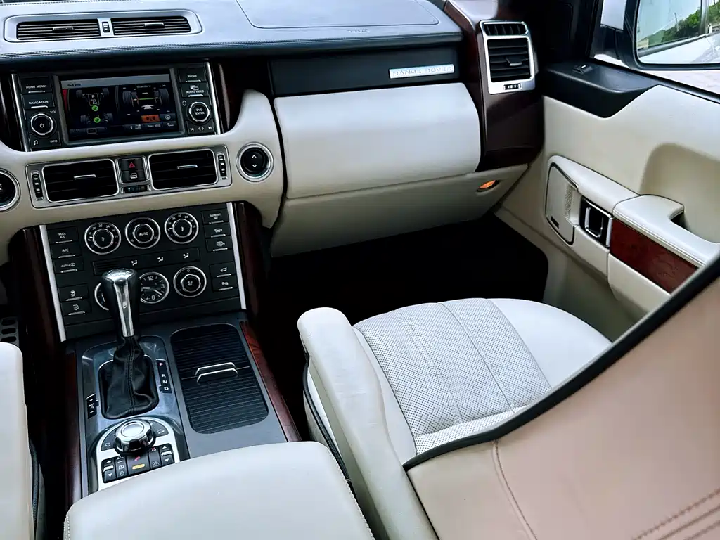 Land Rover Range Rover 2012 — фото 14