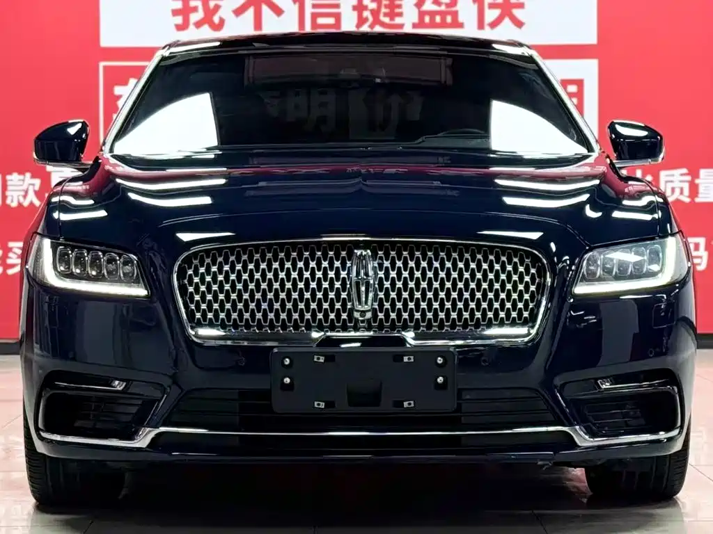 Lincoln Continental 2020 — фото 2