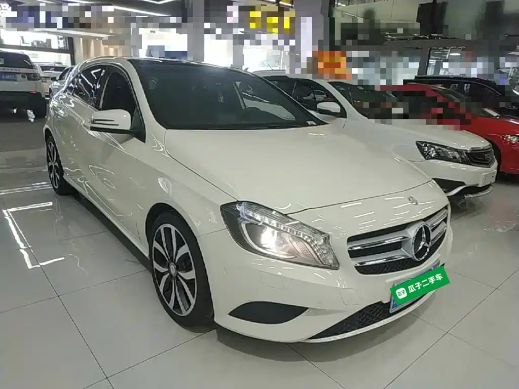 Mercedes-Benz A-Class 2015 — фото 4