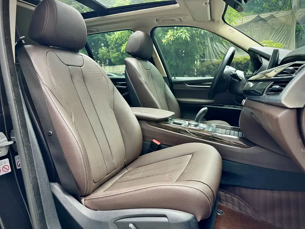BMW X5 2018 — фото 13