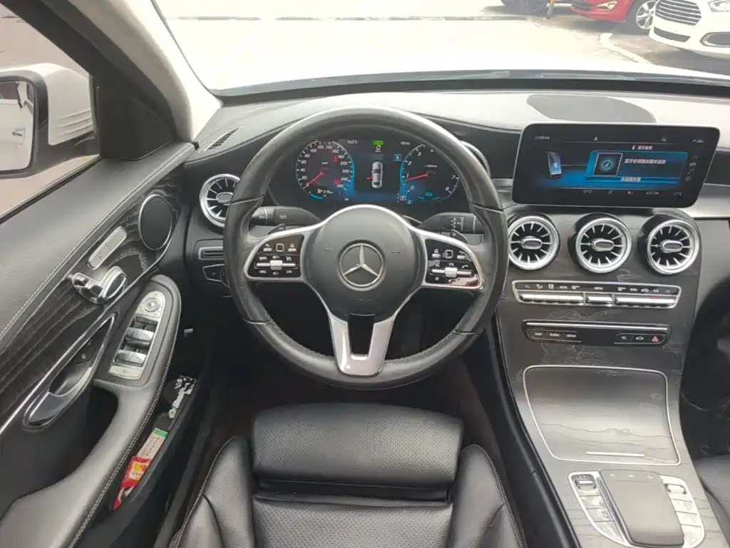 Mercedes-Benz C-Class 2019 — фото 11