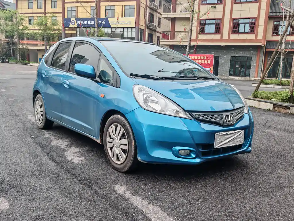 Honda Fit 2011 — фото 3