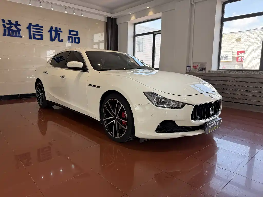Maserati Ghibli 2014 — фото 3