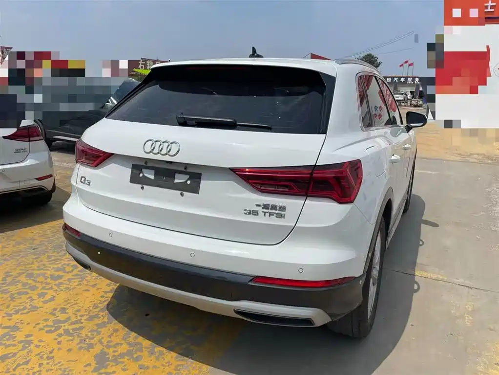 Audi Q3 2022 — фото 10