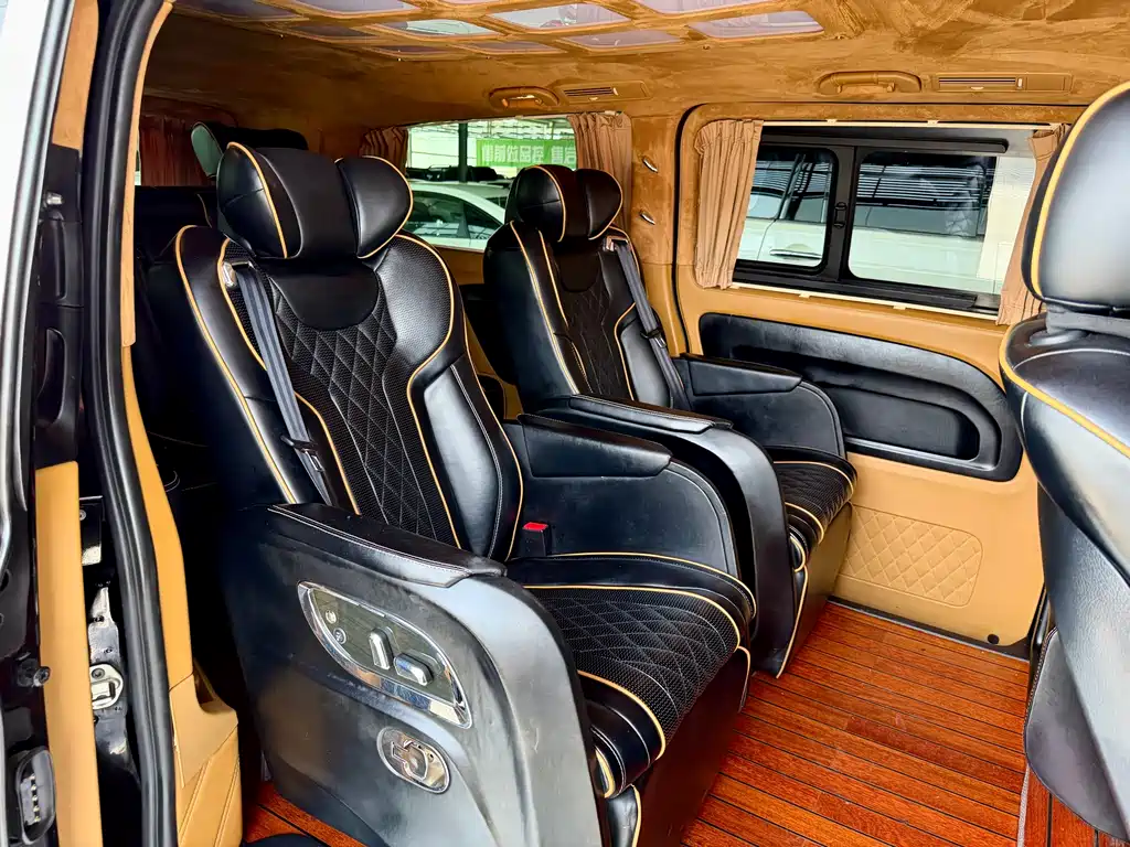 Mercedes-Benz Vito 2018 — фото 12