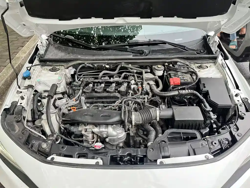 Honda Civic 2025 — фото 10