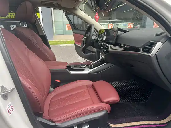 BMW i3 2023