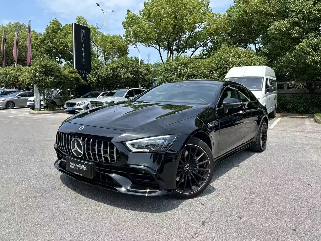 Mercedes-Benz AMG GT 2024 — фото 1