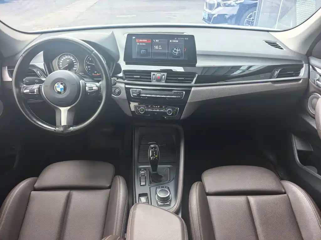 BMW X1 2022 — фото 9