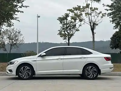 Volkswagen Sagitar 2021