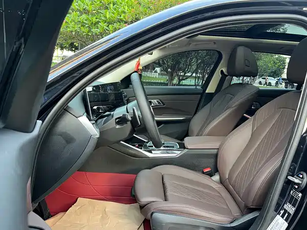 BMW 3 Series 2023