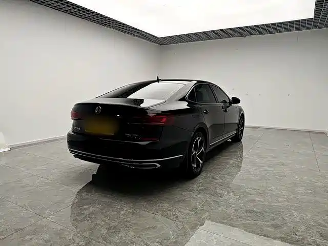 Volkswagen Passat 2024