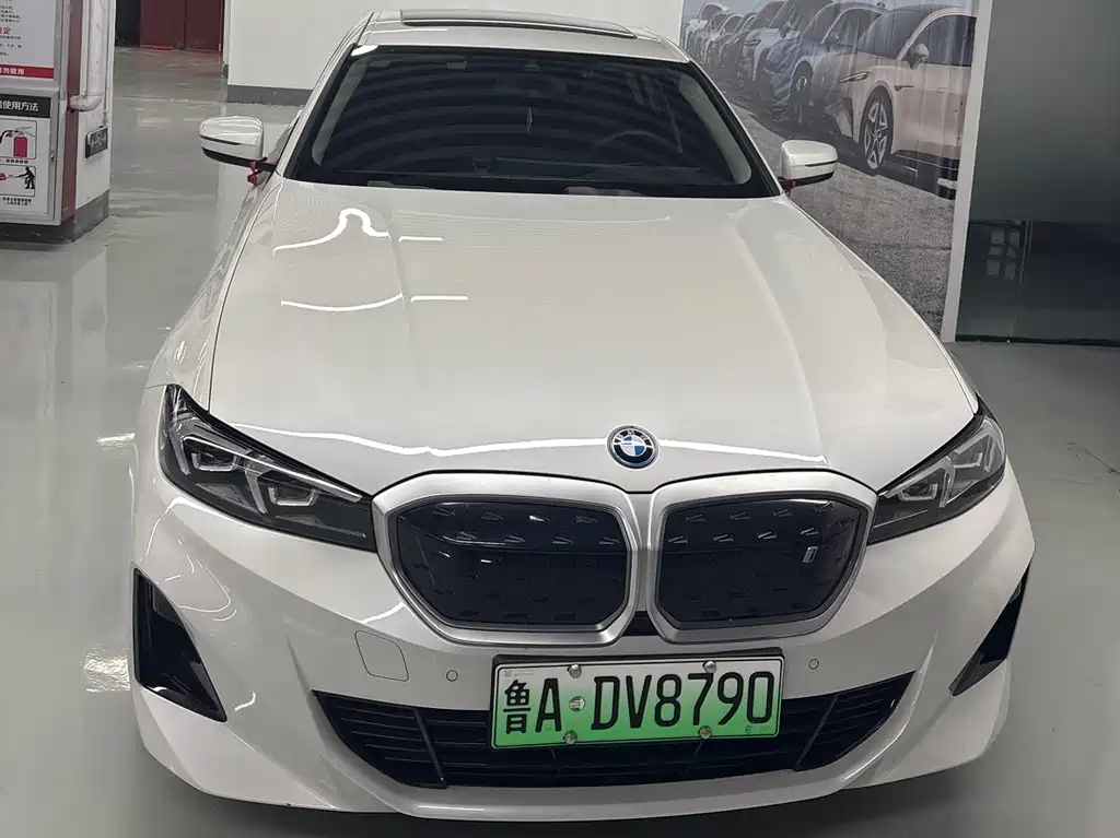 BMW i3 2024