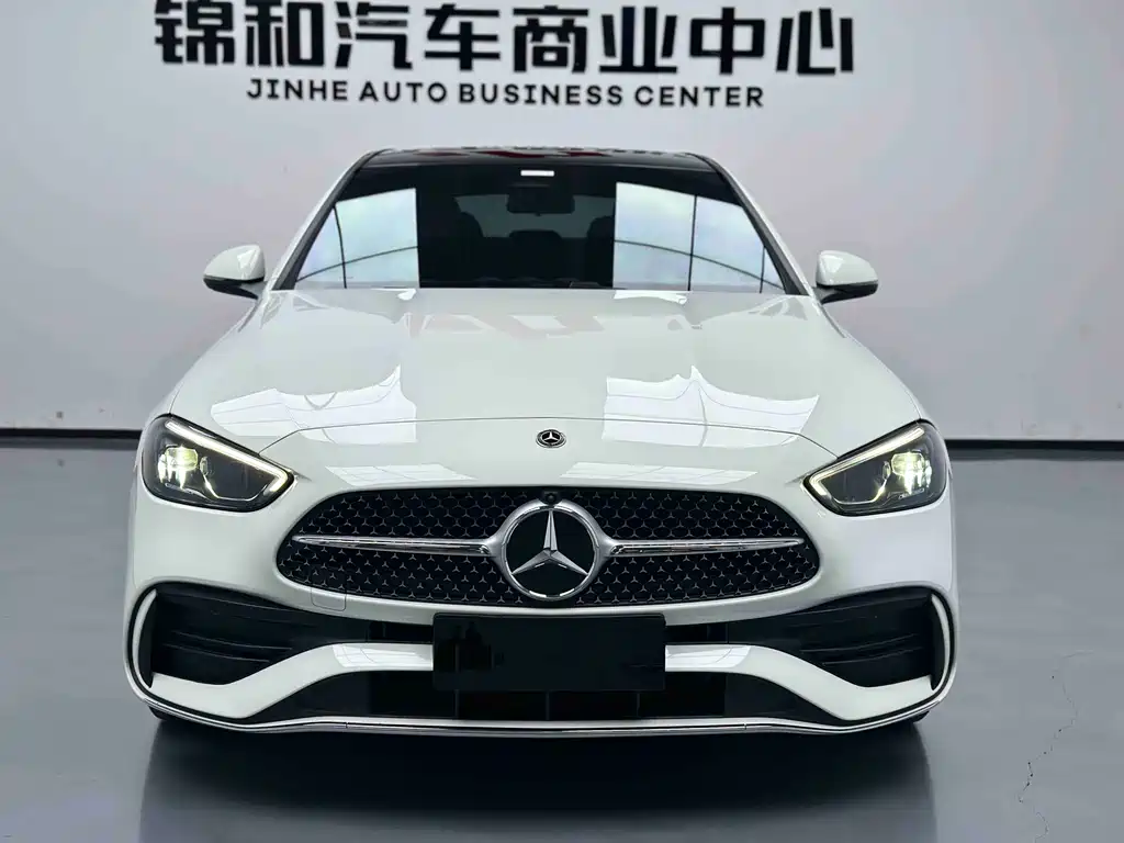 Mercedes-Benz C-Class 2025 — фото 3