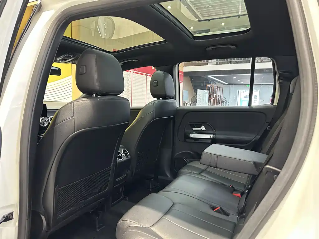 Mercedes-Benz GLB 2022 — фото 10
