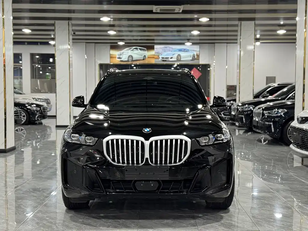 BMW X5 2025 — фото 2