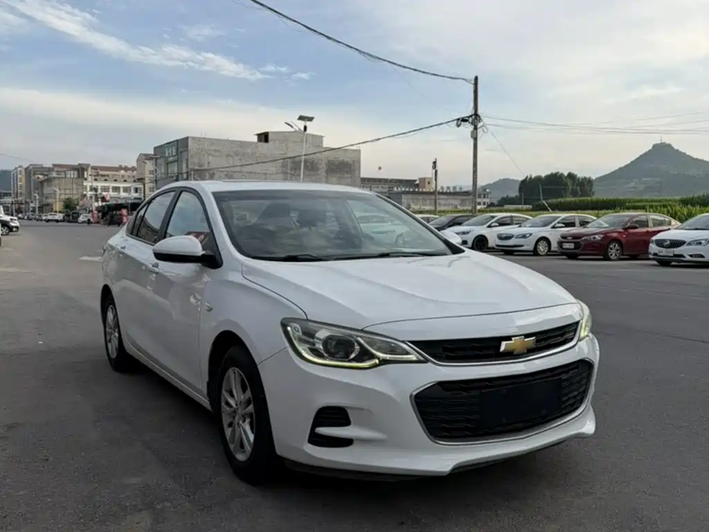 Chevrolet Cavalier 2018 — фото 12