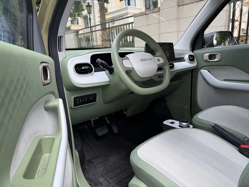 Geely Galaxy Panda 2025 — фото 5
