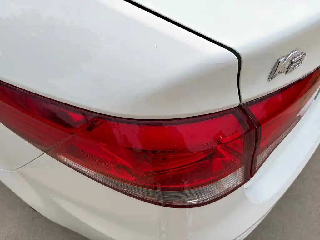 Kia K2 2016 — фото 12