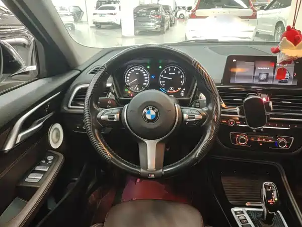 BMW 1 Series 2021