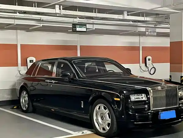 Rolls-Royce Phantom 2005