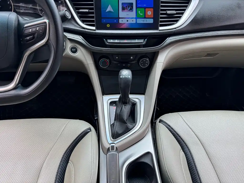 Buick Excelle 2017 — фото 9