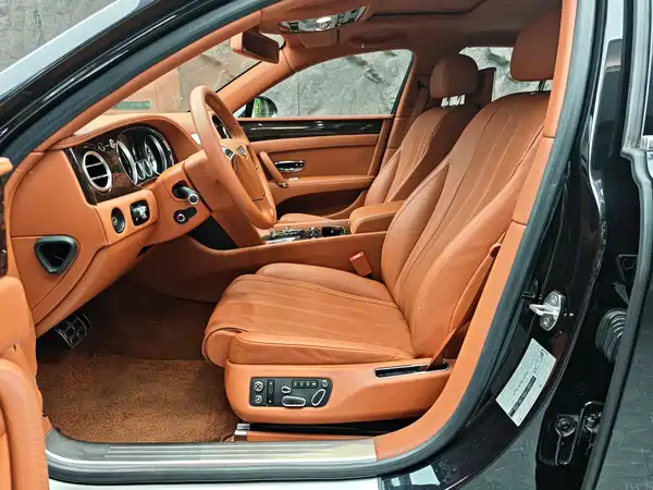 Bentley Flying Spur 2016